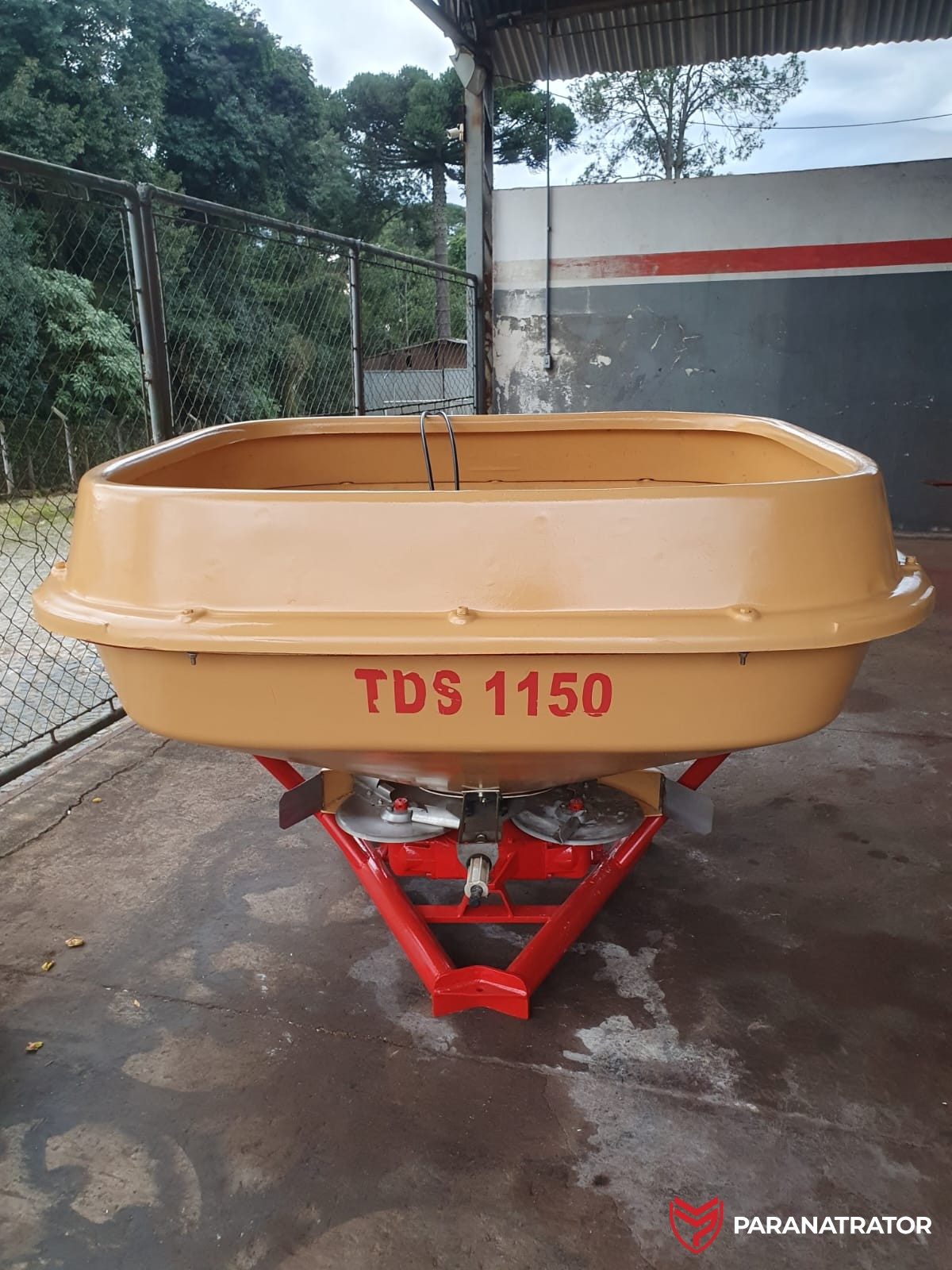 DISTRIBUIDOR DE SEMENTE E FERTILIZANTES TDS1170